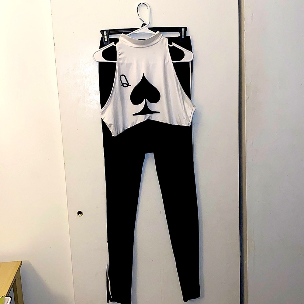 Cute Queen outfit   Size/XL